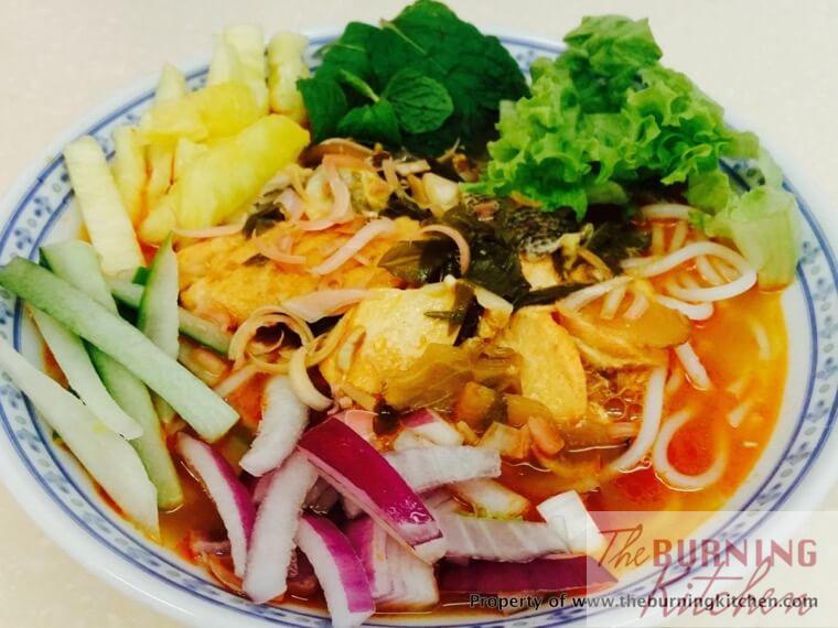 Penang Assam Laksa with Salmon: For all the Penang laksa lovers out there, here's a premium version of Assam Laksa using salmon instead of sardine. The tangy, sour and spicy flavours are highly addictive, and you'll find yourself wanting more and more!