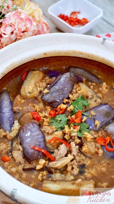 Spicy Claypot Eggplant with Minced Pork (鱼香茄子煲) - The Burning Kitchen